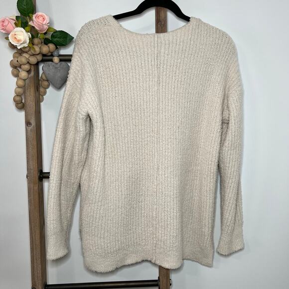 Cupcakes and Cashmere Long Sleeve V Neck Cream Sweater Size Medium - Picture 4 of 8